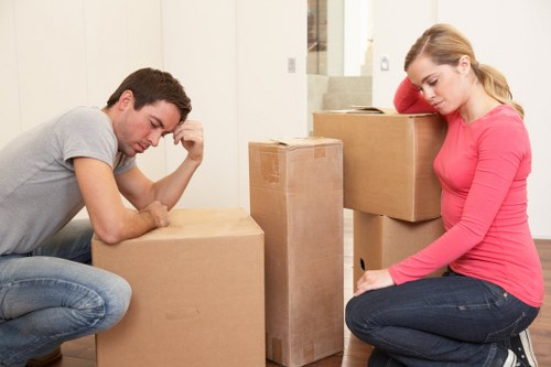 Moving truck for residential and commercial moves around Streatham