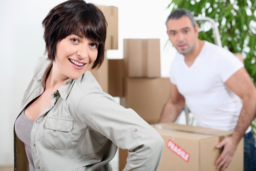 Careful boxing and labelling of household items in Streatham